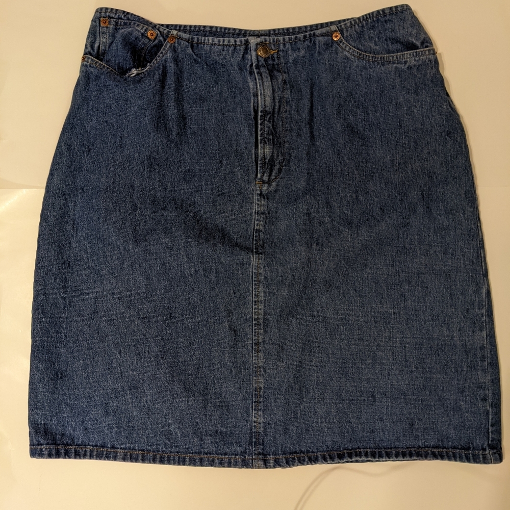 Crossroads women's size 16 denim jean skirt